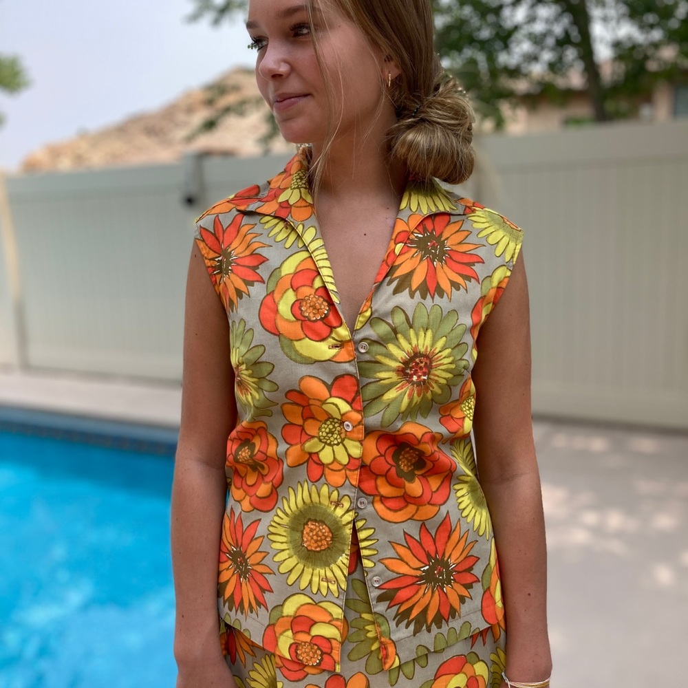 Vintage hand-made sleeveless orange floral top